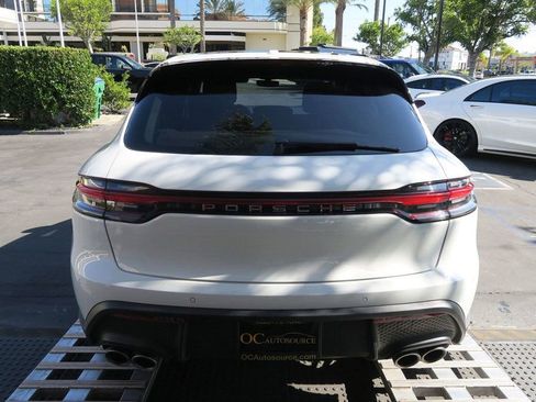 Used 2023 Porsche Macan image 46
