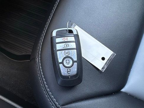 Used 2023 Ford Explorer XLT w/ Equipment Group 202A AWD/4WD image 29