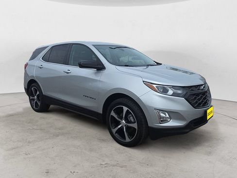 Used 2021 Chevrolet Equinox LT AWD/4WD image 3