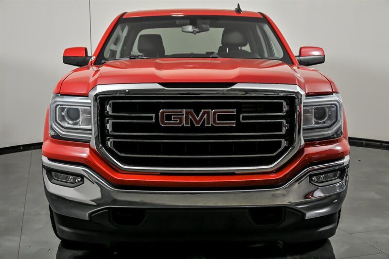 Used 2019 GMC Sierra 1500 SLE w/ SLE Value Package AWD/4WD image 4