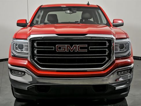 Used 2019 GMC Sierra 1500 SLE w/ SLE Value Package AWD/4WD image 4