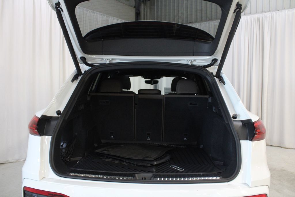 New 2026 Audi Q5 Premium AWD/4WD image 30