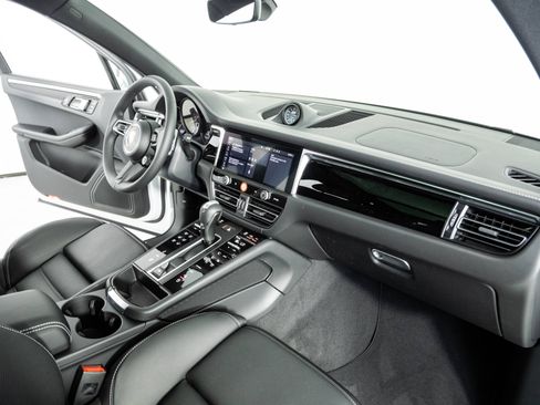 New 2026 Porsche Macan S AWD/4WD image 25