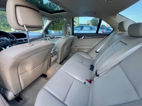 Used 2012 Mercedes-Benz C 300 4MATIC Sedan image 10