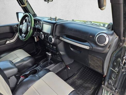 Used 2011 Jeep Wrangler Unlimited Sahara w/ Trailer Tow Group AWD/4WD image 22