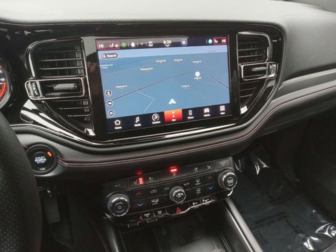 Used 2023 Dodge Durango R/T image 18