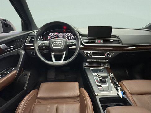 Used 2018 Audi Q5 2.0T Premium Plus w/ Premium Plus Package image 22