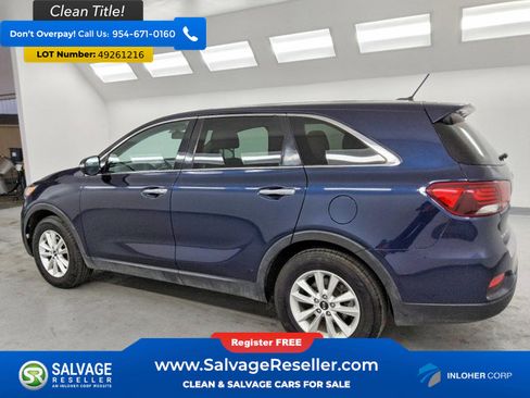 Used 2020 Kia Sorento LX FWD image 3