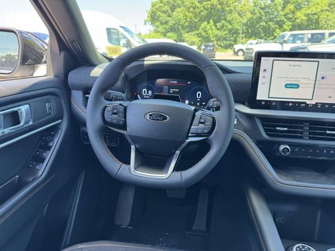 New 2026 Ford Explorer Tremor AWD/4WD image 11
