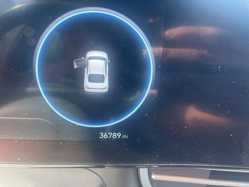 Used 2025 Hyundai Elantra SEL image 12