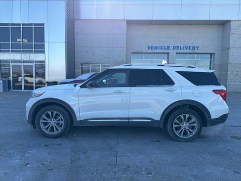 Certified 2023 Ford Explorer Limited image 7