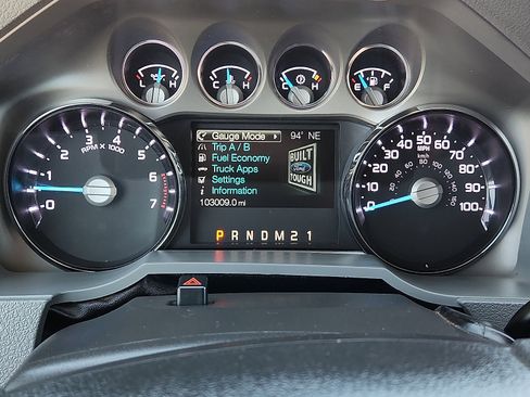 Used 2016 Ford F250 XLT w/ XLT Value Package image 18