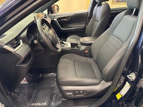 Used 2024 Toyota RAV4 SE w/ Weather & Moonroof Package AWD/4WD image 41
