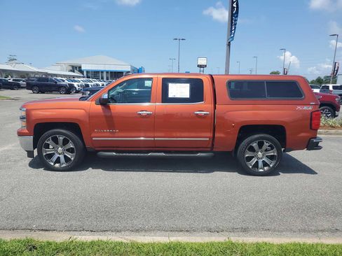 Used 2015 Chevrolet Silverado 1500 LTZ Z71 w/ LTZ Plus Package AWD/4WD image 2