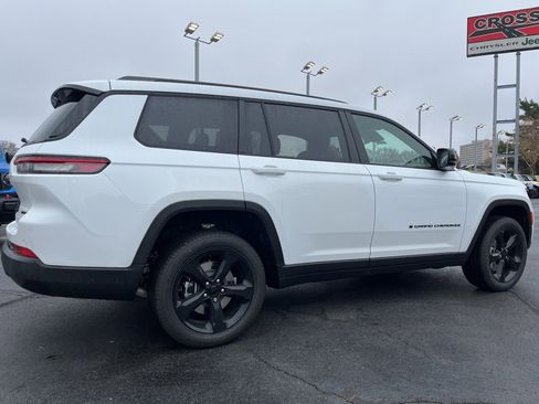 New 2025 Jeep Grand Cherokee L Limited w/ Black Appearance Package image 46