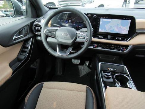 New 2026 Chevrolet Equinox ACTIV w/ Convenience Package III image 14