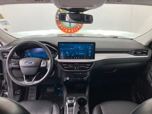 Used 2024 Ford Escape Platinum AWD/4WD image 10