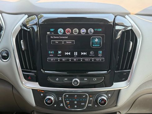 Used 2019 Chevrolet Traverse Premier AWD/4WD image 19
