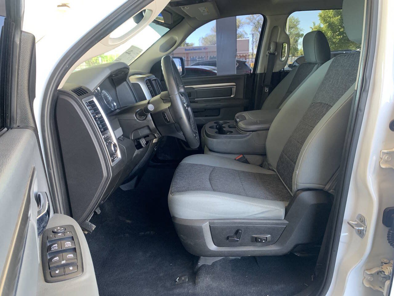Used 2019 RAM 1500 Big Horn AWD/4WD image 6