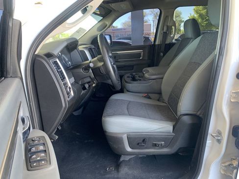 Used 2019 RAM 1500 Big Horn AWD/4WD image 6
