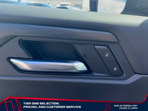 New 2026 GMC Acadia AT4 w/ Super Cruise Package AWD/4WD image 12