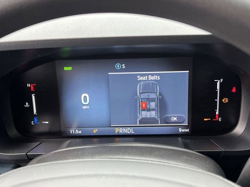 New 2026 Ford Maverick XL image 17