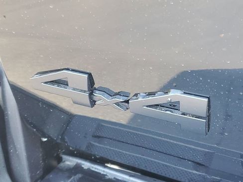 Used 2025 Toyota Tacoma TRD Sport image 6