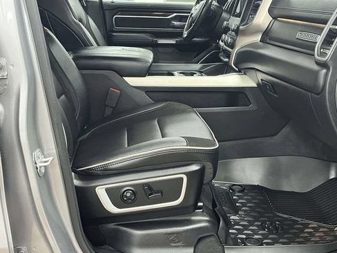 Used 2020 RAM 1500 Laramie AWD/4WD image 23