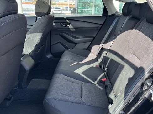Used 2023 Honda Accord EX image 11