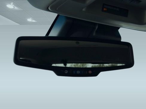 Used 2015 Chevrolet Tahoe LT image 16