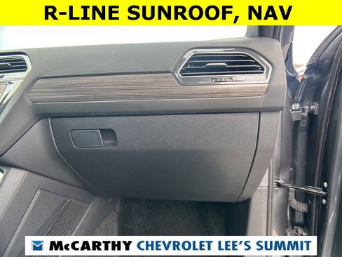 Used 2024 Volkswagen Tiguan SEL R-Line image 39