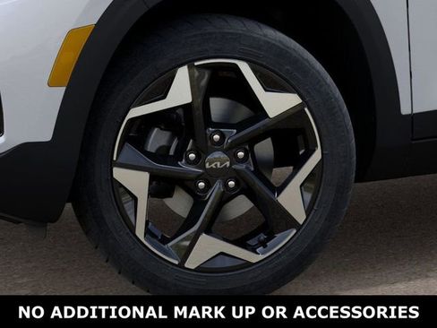 New 2026 Kia Seltos EX image 9