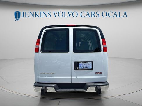 Used 2024 GMC Savana 2500 w/ Driver Convenience Package RWD image 4