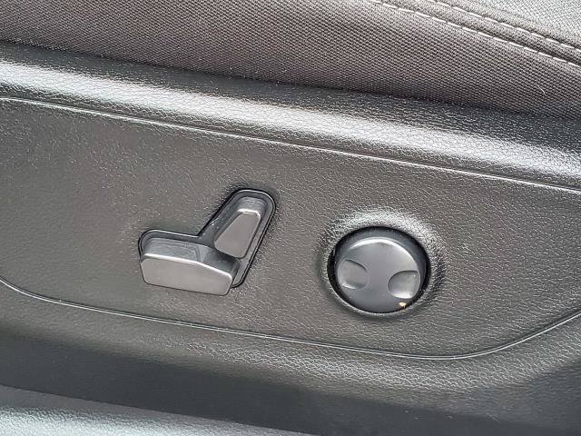 Certified 2023 RAM 1500 Big Horn AWD/4WD image 6
