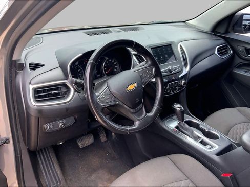 Used 2019 Chevrolet Equinox LT FWD image 17