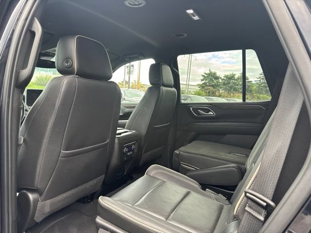 Used 2023 Chevrolet Tahoe Premier AWD/4WD image 17