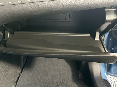 Used 2023 Toyota Camry SE w/ Convenience Package image 32