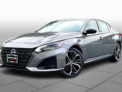 Certified 2025 Nissan Altima 2.5 SR