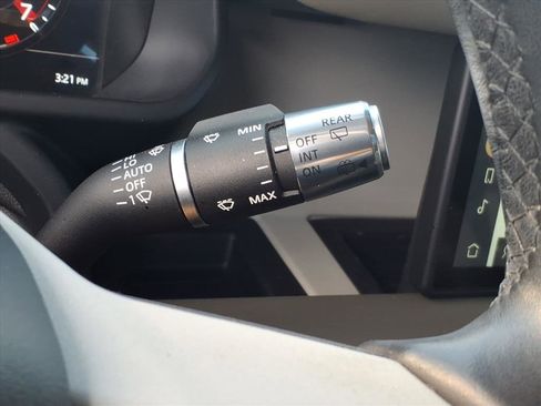 Used 2020 Land Rover Defender 110 First Edition image 26