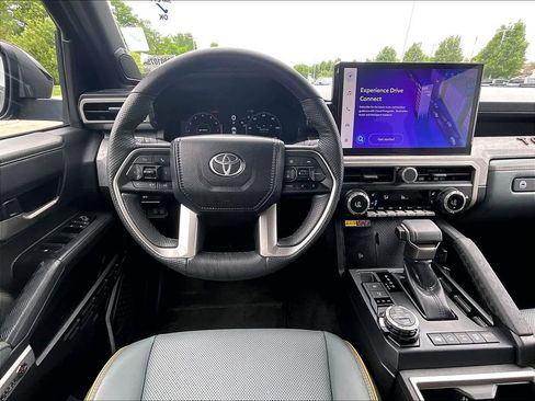 Used 2024 Toyota Tacoma 4x4 Double Cab Hybrid image 17