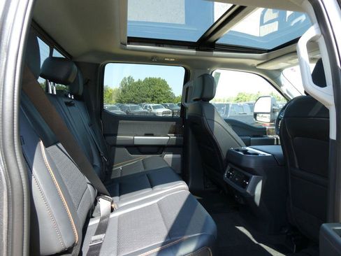 New 2026 Ford F250 Lariat w/ Black Appearance Package AWD/4WD image 12