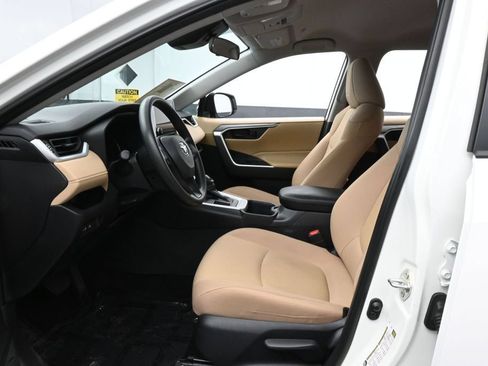 Used 2025 Toyota RAV4 LE FWD image 10