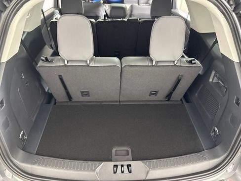 New 2026 Ford Explorer Active AWD/4WD image 18