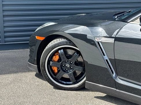 Used 2014 Nissan GT-R Track Edition AWD/4WD image 12