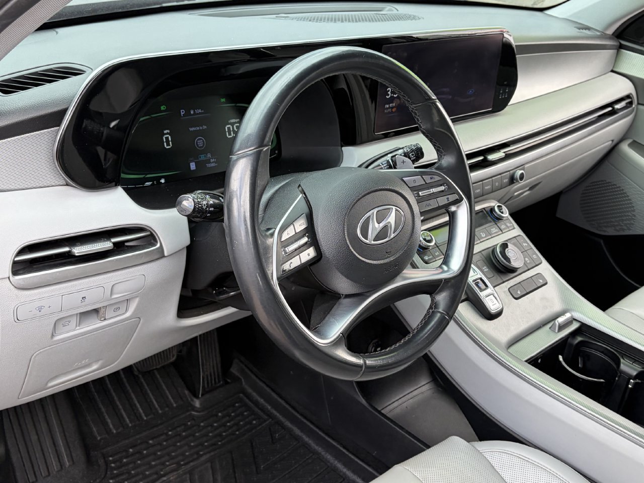 Used 2023 Hyundai Palisade SEL FWD image 22
