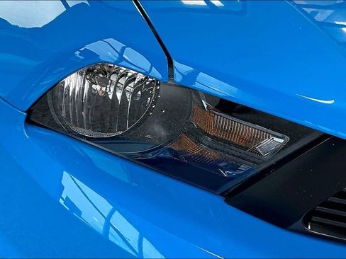 Used 2012 Ford Mustang GT w/ Brembo Brake Pkg RWD image 27