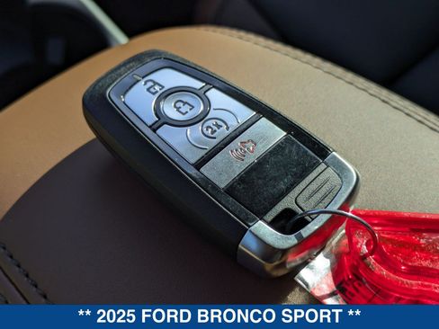 New 2025 Ford Bronco Sport Outer Banks AWD/4WD image 35