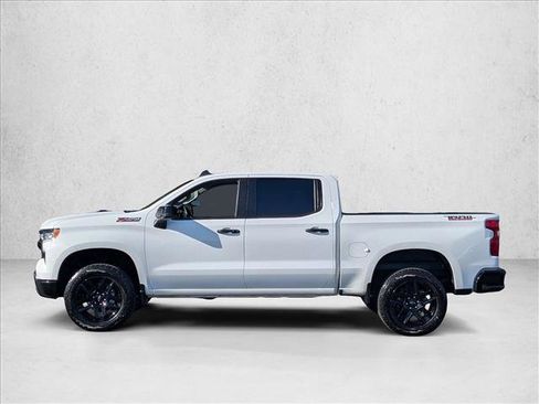 Used 2025 Chevrolet Silverado 1500 LT Trail Boss AWD/4WD image 9