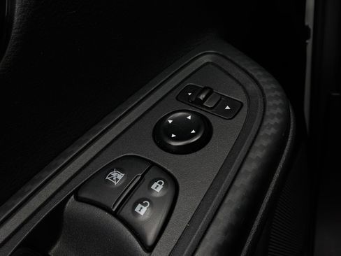 Used 2025 Nissan Versa SV FWD image 22