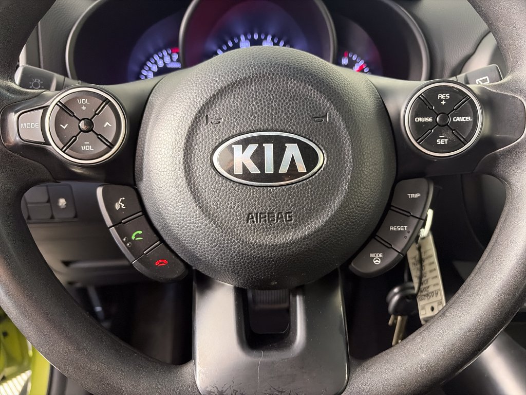 Used 2014 Kia Soul + FWD image 16